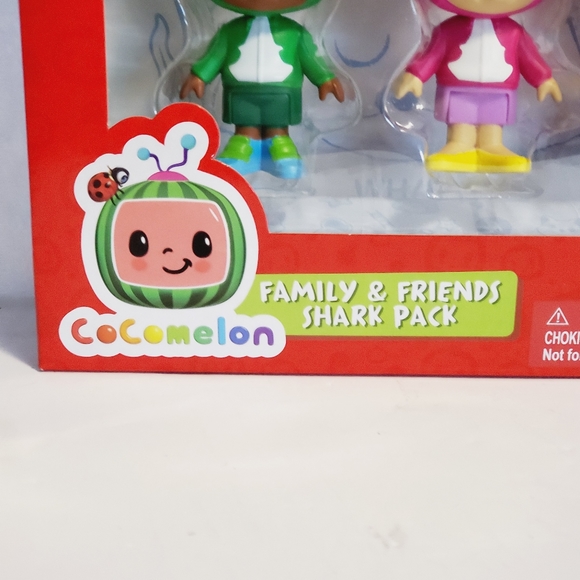 CoComelon Family & Friends Shark Pack - Picture 2 of 6